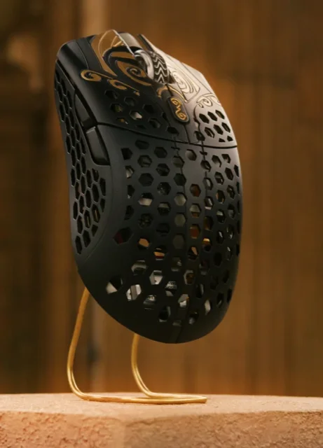 Finalmouse Starlight-12 Hades