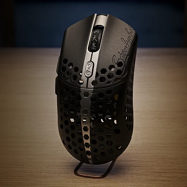 Finalmouse Starlight Pro