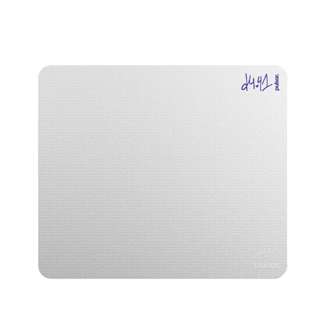 Pulsar d4v41 Mousepad