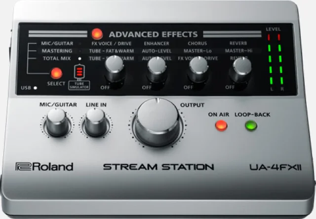 ROLAND UA-4FX2