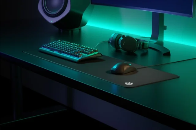 SteelSeries QcK Edge